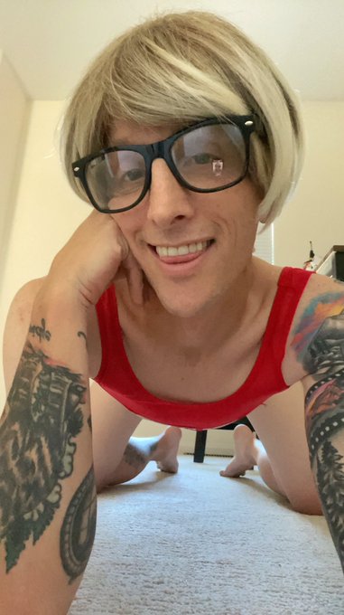 What should my next video be?? Leave your idea in the comments! https://t.co/R6KONQpMd1<a href="/tag/booty"class="tags"><span>#booty</span></a><a href="/tag/gurl"class="tags"><span>#gurl</span></a><a href="/tag/fem"class="tags"><span>#fem</span></a><a href="/tag/femboy"class="tags"><span>#femboy</span></a>