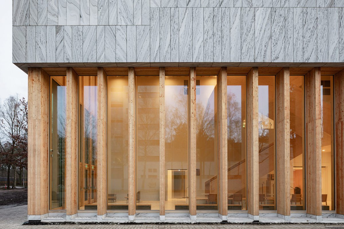 Dezeen tweet media