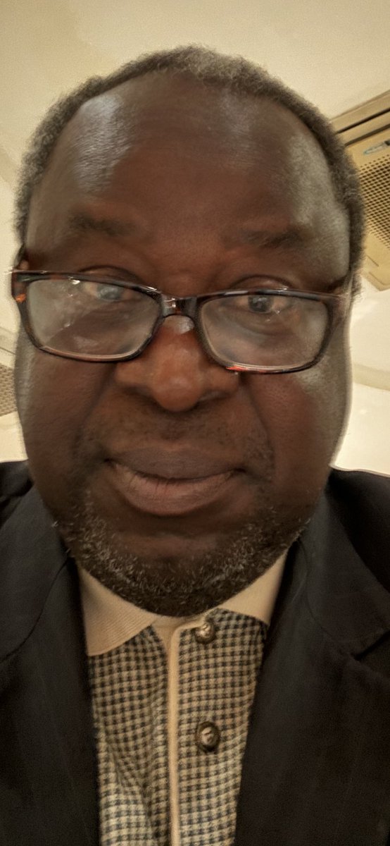 tito_mboweni's tweet photo. The Kigali look! Feels good to be back in Kigali, Rwanda. https://t.co/OUDCLhcb90