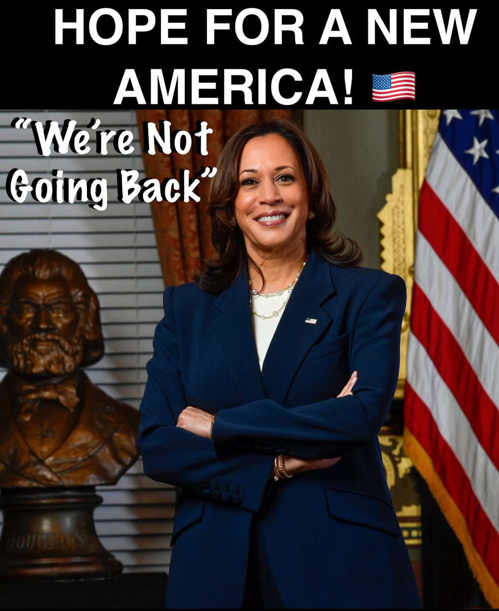 tazzman22's tweet photo. ⬆️ IF YOU LISTEN TO ONE THING TODAY ⬆️
#MayorGiles at #ArizonaCampaignRally
“In the spirit of the great #JohnMcCain joint me in choosing #CountryOverParty.” Not every #Republican is in a cult.
👉🏼 “you do not owe anything to a party that is hell-bent on taking our country backwards.”