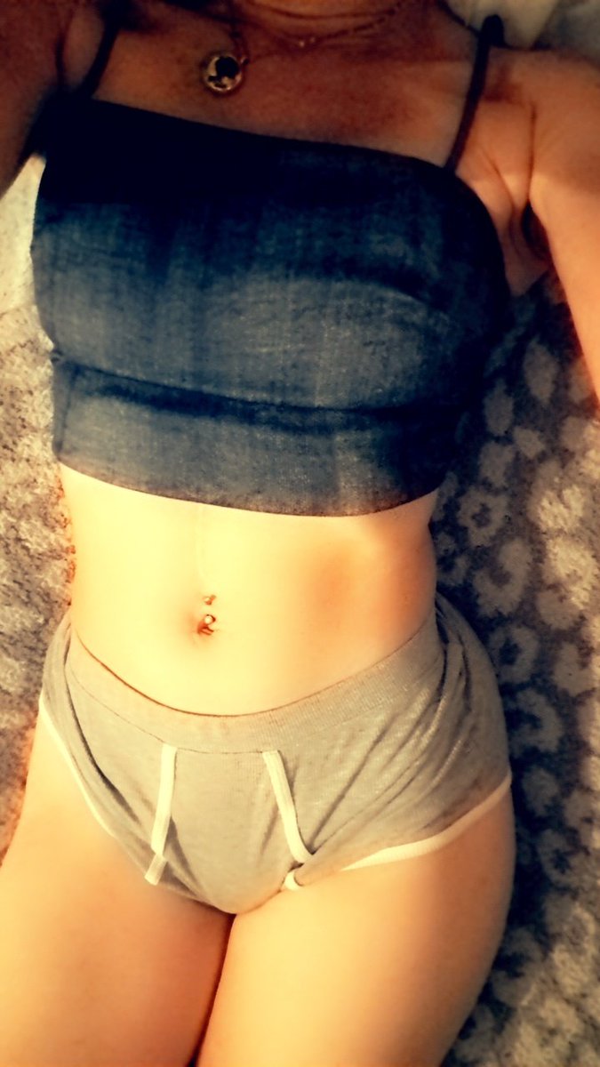 Liss97191M's tweet photo. So I did a thing yesterday 
#milfs #sexy #bodypiercing #sexymilf #sexymoms #hothousewife https://t.co/HOKjpt8ZTt
