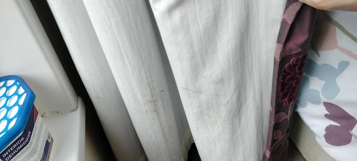 k_dodsworth's tweet photo. @sykescottages Absolutely unacceptable condition of our holiday let. I contacted you first thing this morning regarding damp and mould at the property and even though you said we would be rehoused we are probably spending a 2nd night here. #mysykesstay #lakedistrict #windermere https://t.co/mK7x3UflCc