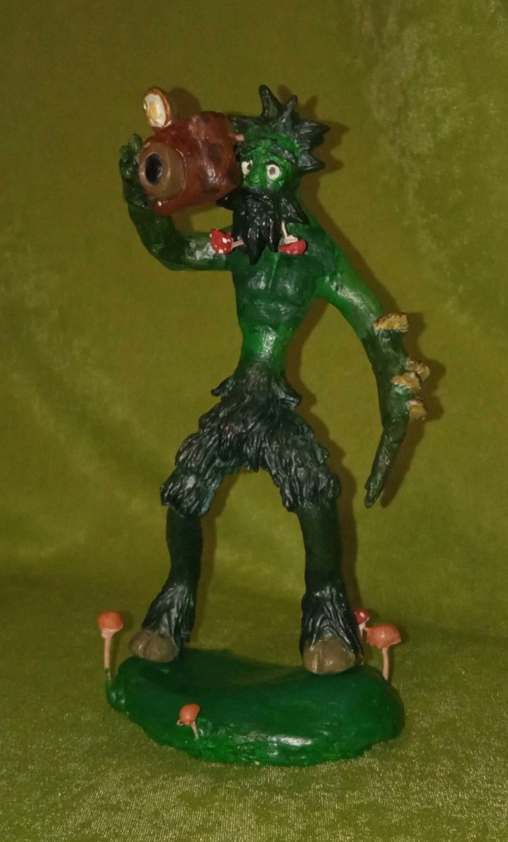 Horushka0w0's tweet photo. And I can not only draw, but also sculpt! so I will share my old figures from the game "Inscryption". Although I do not sculpt anything that often anymore.

#Inscryption #clayfigures #polymerclay #Leshiy #Grimora #PO3 #Magnificus https://t.co/aXSMqxs0g2