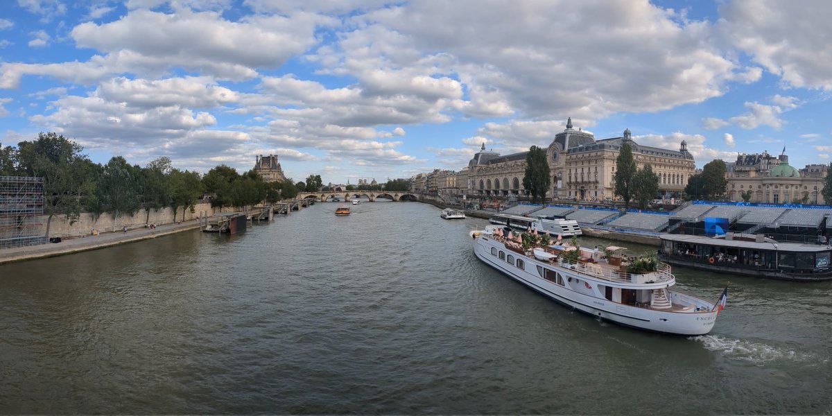 PM47pr's tweet image. De retour de 3 jours au JO... Quel bonheur de redécouvrir Paris dans ce contexte, Paris devrait toujours être comme ça, propre et sécurisée. Je me suis sentie comme quand je me promène à Madrid, quel bonheur !