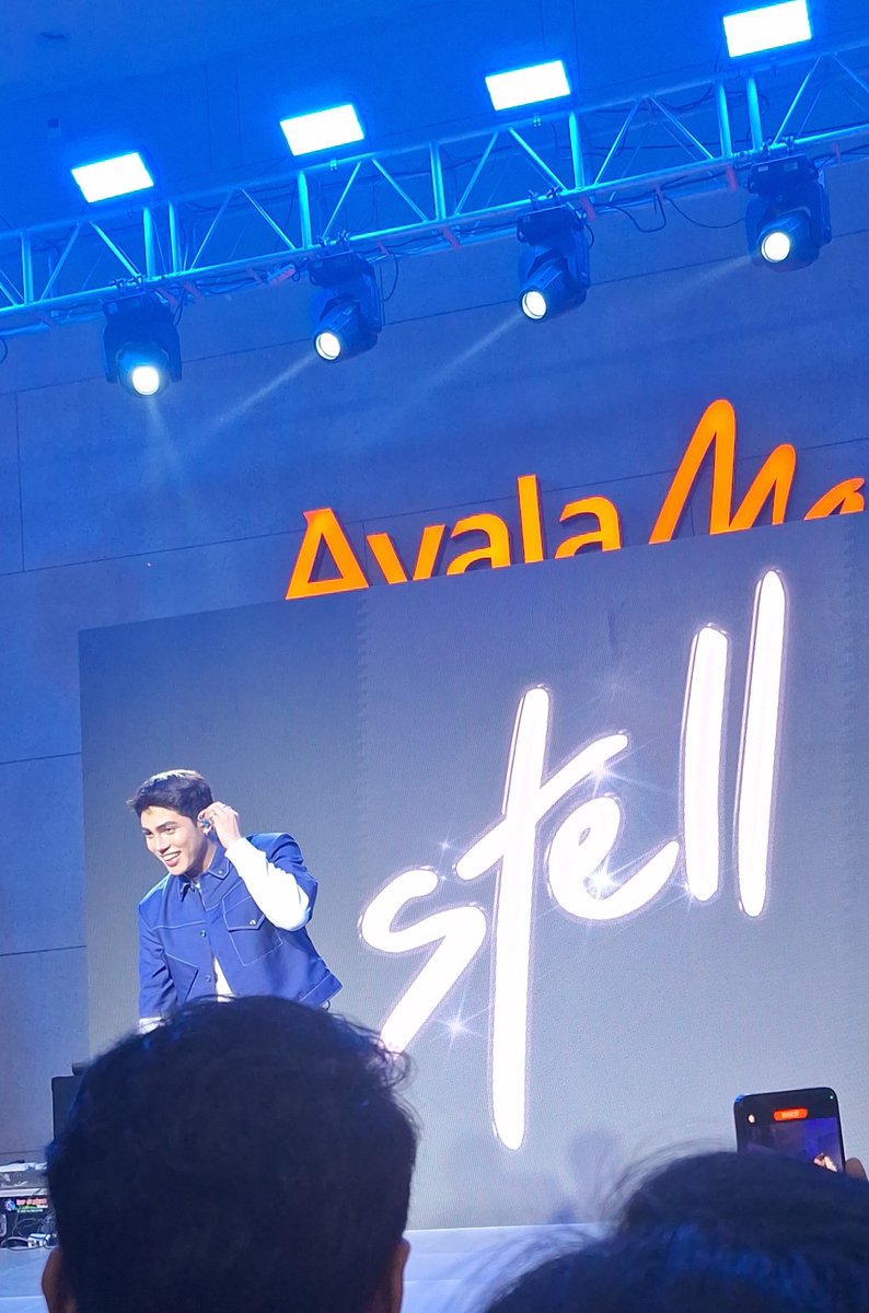 bGabGel's tweet photo. You're amazing, bebu! @stellajero_ 

ROOM IN CENTRAL BLOC
@stellajero_ #Stell
#StellRoomEPTourCebu https://t.co/4c2UozQ82c