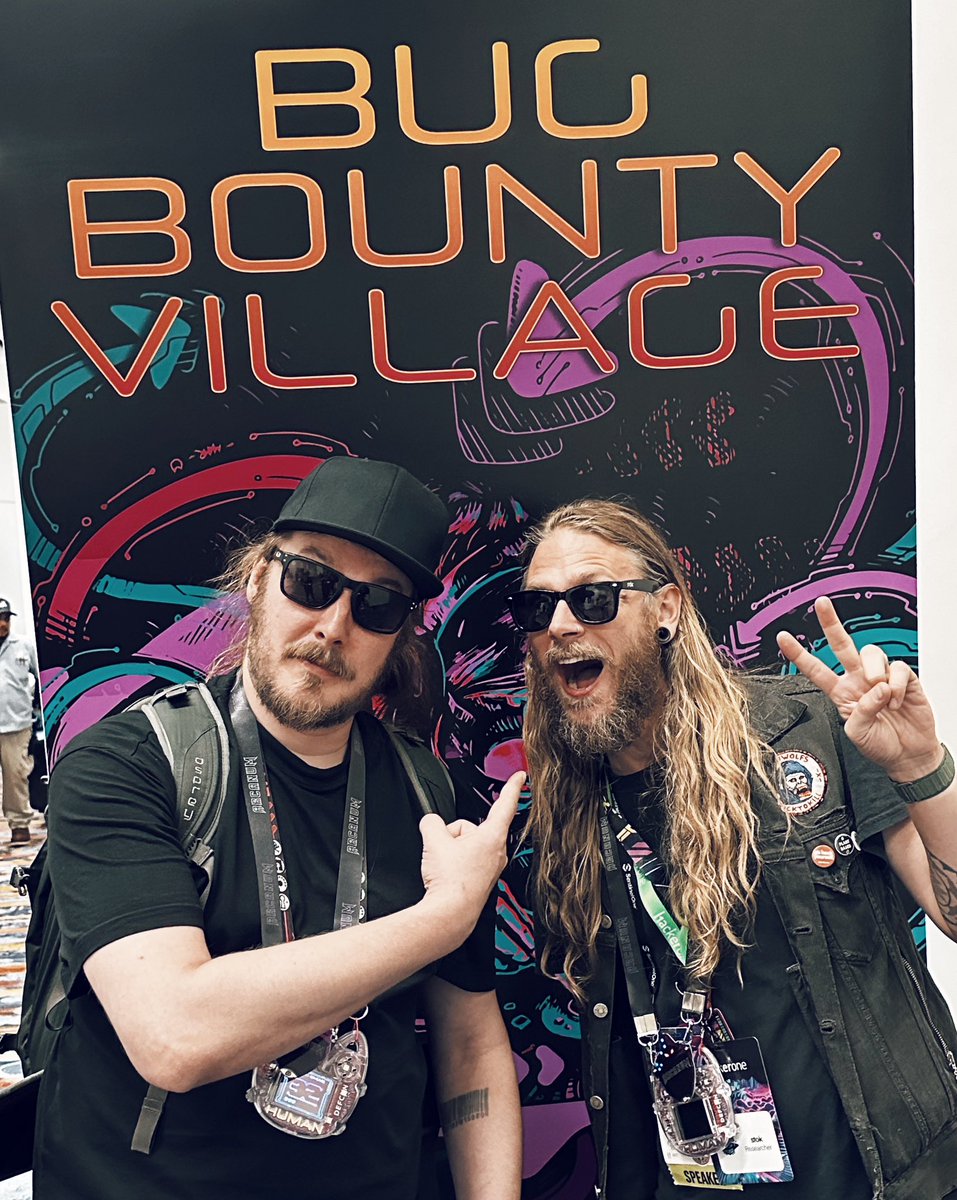 stokfredrik's tweet image. Both me and @joohoi are big fans of the @BugBountyDEFCON village. Definitely Looking forward to see the growth of this space next year!