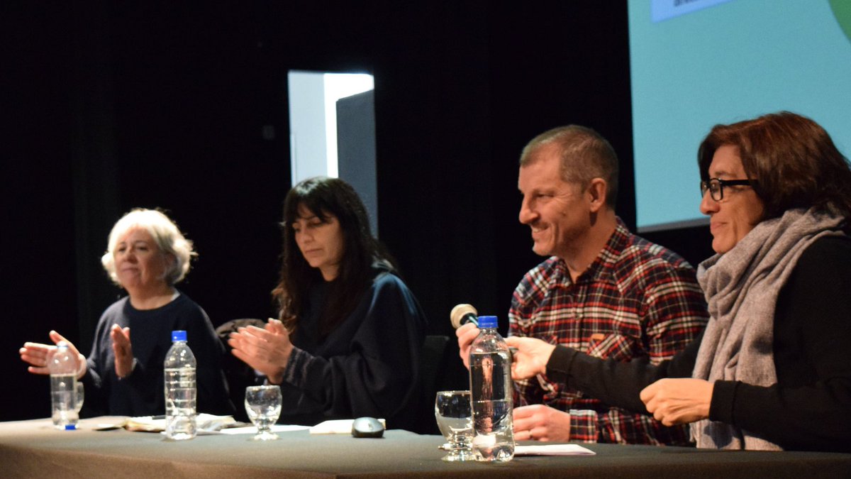 Se realizó la Tercera Jornada Anual de Reflexión Docente del <a href="/institutocsalud/">institutocsalud</a>

Docentes, responsables de coordinación de carreras, Nodocentes y autoridades del Instituto y la
Universidad debatieron sobre el rol, los desafíos y los logros y objetivos de la educación en salud.
