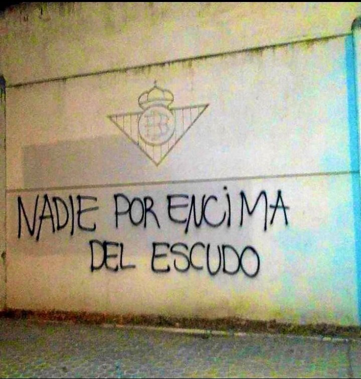 Alvarooleiva_ tweet media