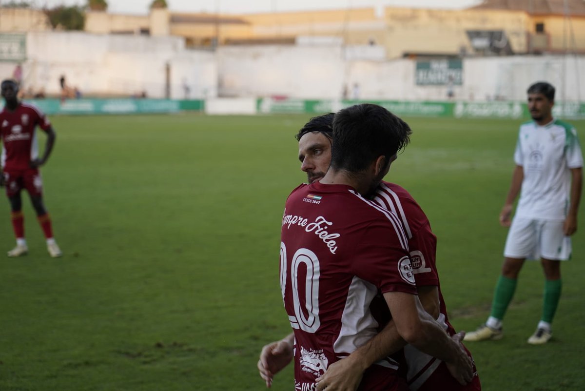 ⏱️ 85' | <a href="/MigueGarcia90/">Migue García</a> 𝗶𝘀 𝗯𝗮𝗰𝗸 🆙

🟢 1️⃣-1️⃣ 💙 #SanluqueñoXerez

#PretemporadaXerez