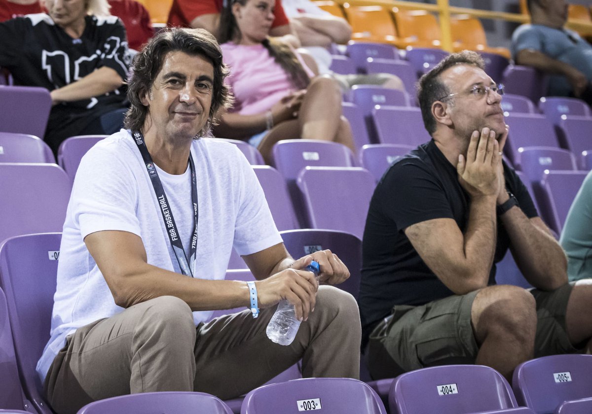 sofia1067's tweet image. Άλλη μία περίπτωση που δεν χρειάζεται καν να ξέρεις... Κουτλουάι και υιός Ομέρ... Ο οποίος με το 10 του θα αγωνιστεί φέτος στη Ρεάλ Μαδρίτης...