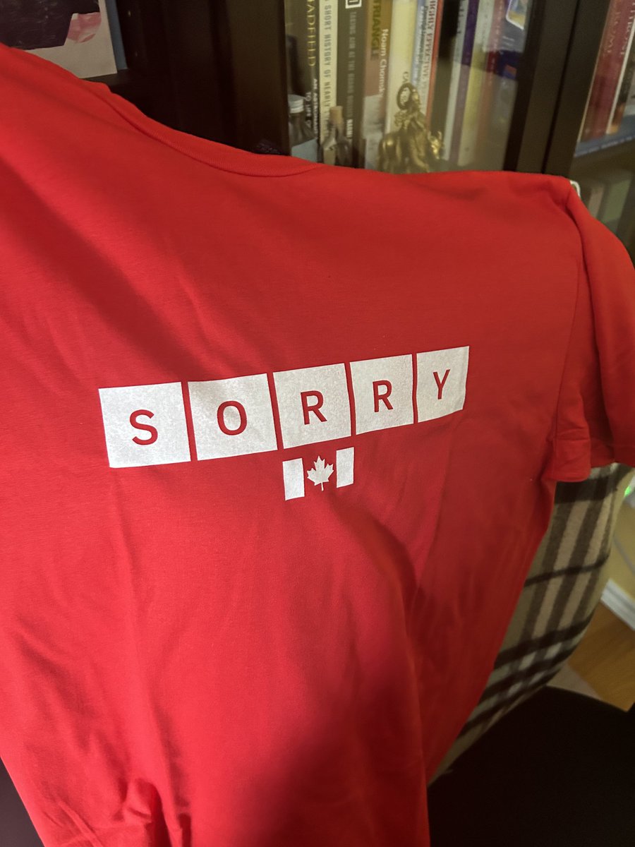 Malecasta's tweet photo. Earned the shirt! Thanks to the โฆ@CanuckleGameโฉ crew for the nice surprise :) #SorryNotSorry
#Canuckle 819 3/6
โฌโฌโฌโฌโฌ
โฌ๐จโฌโฌ๐จ
๐ฅ๐ฅ๐ฅ๐ฅ๐ฅ
๐ฅ streak: 819
๐ #canuckleGod
https://t.co/j4wcuXf3TE https://t.co/029IcZmzU4