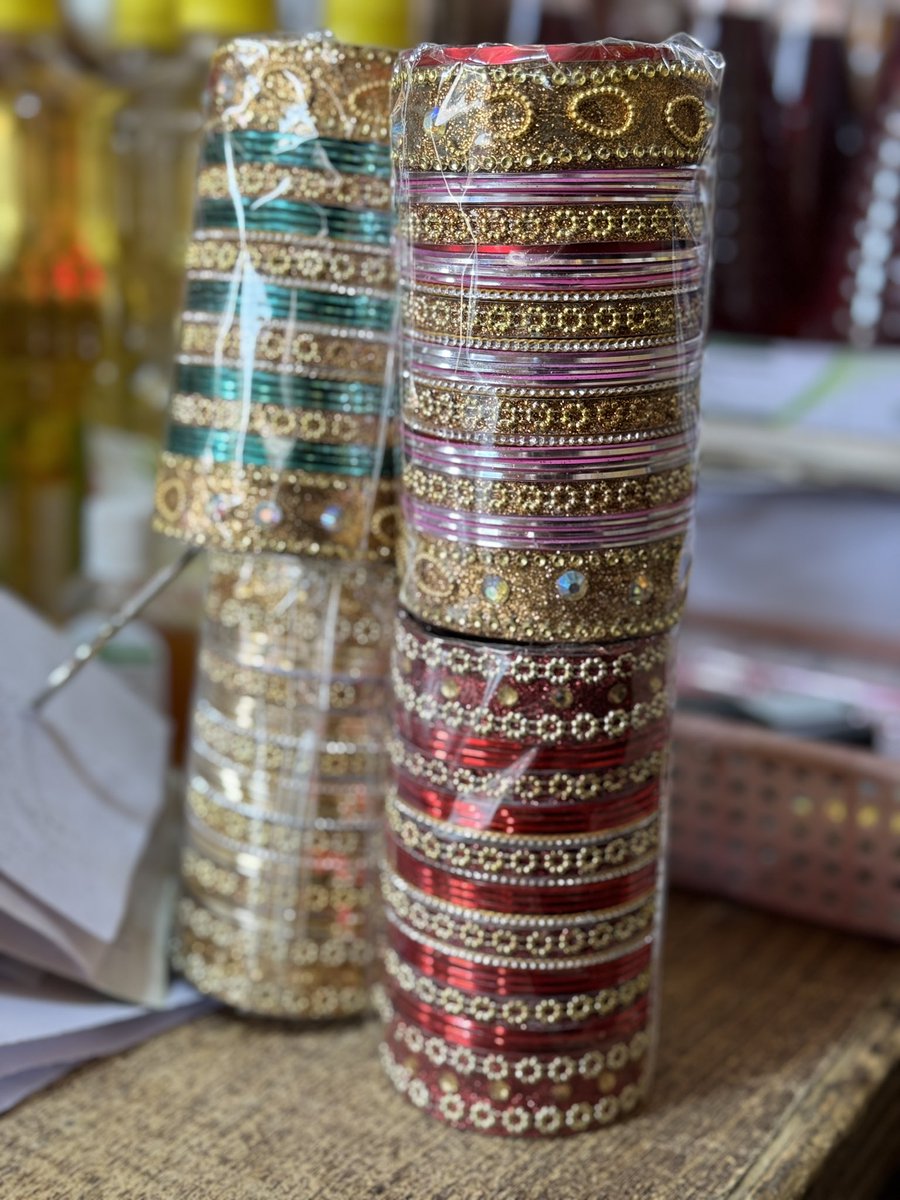 itx_Humna's tweet image. Anyone interested?
Heavy article for sale ..
Keep supporting on me new work