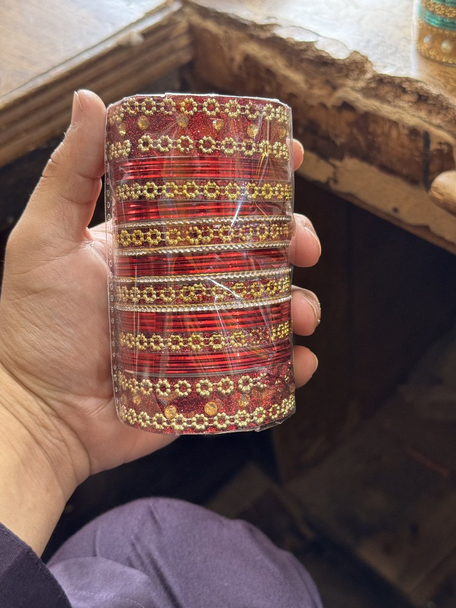 itx_Humna's tweet image. Anyone interested?
Heavy article for sale ..
Keep supporting on me new work