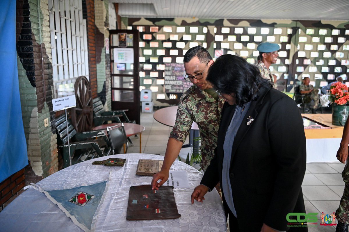 mindefsuriname's tweet photo. Om de maatschappelijke erkenning en waardering voor veteranen en oudgedienden van het Nationaal Leger te bevorderen, werd op donderdag 8 augustus 2024 wederom de jaarlijkse Veteranendag georganiseerd. https://t.co/bYL5AJUCZc