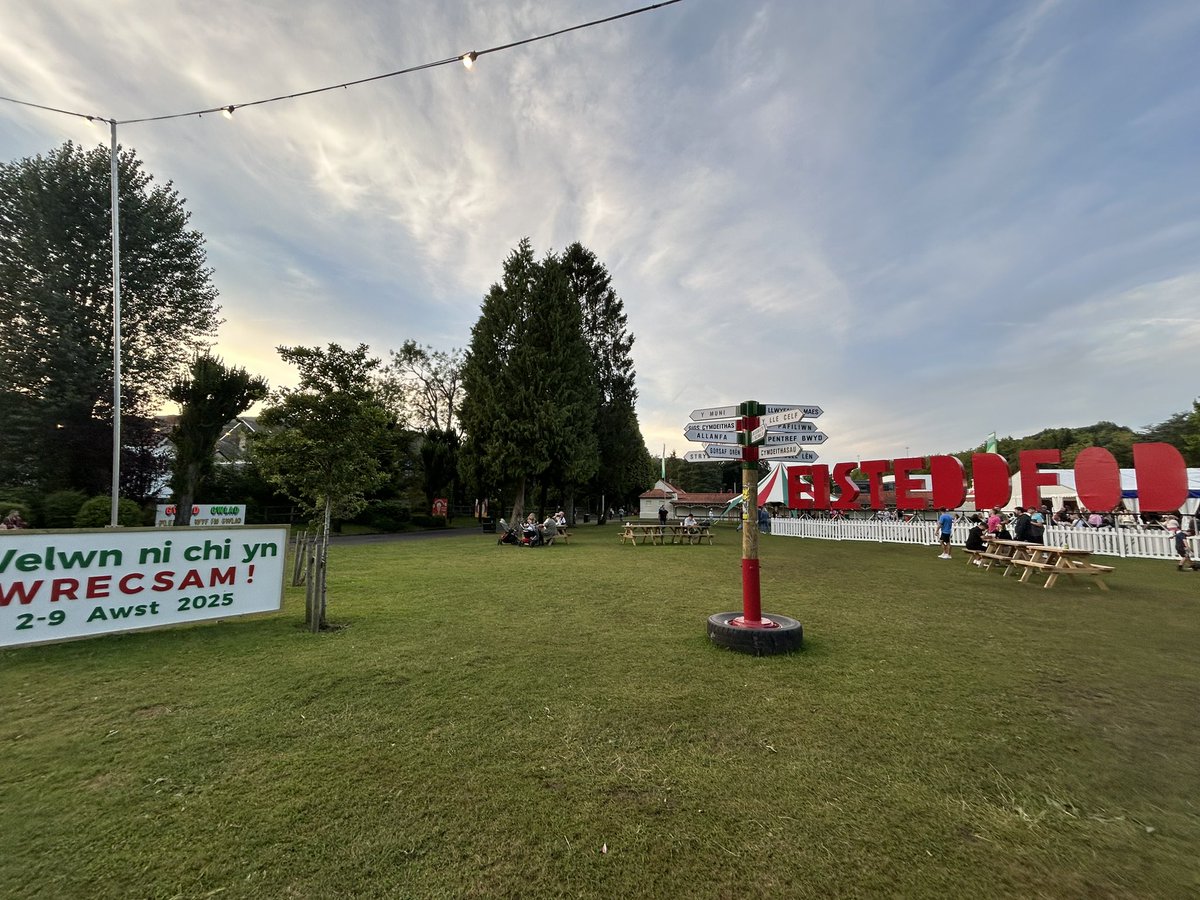 Ioan Dyer tweet media