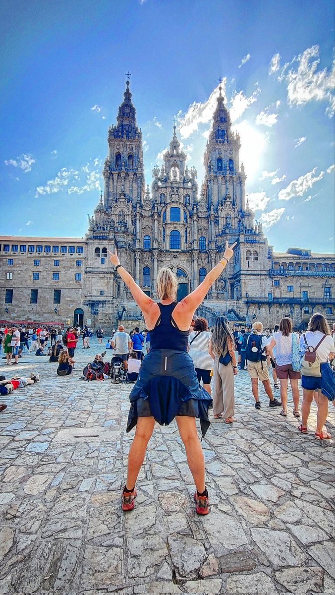 My_TweetSpace's tweet photo. Todo llega, todo pasa...
¡¡Gracias!!. 🥰🥰🥰
💛 💫✨ Primitivo ✨💫💛
#CaminoDeSantiago #CaminoPrimitivo #FacingDownMyDemons https://t.co/3xdSM5ZDHG
