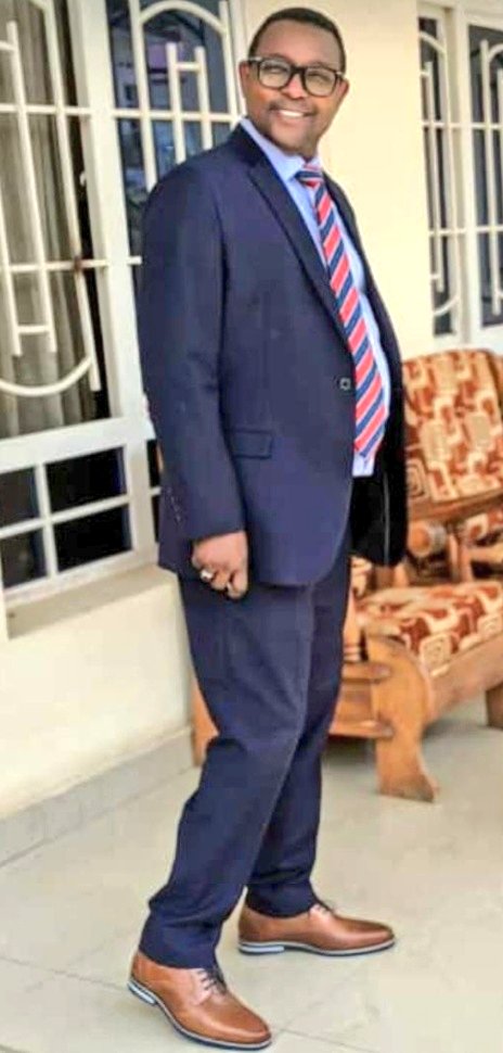 La communauté des professionnels de santé, et l'<a href="/AbucSurgery/">ABUC (Burundian Surgery Association)</a> en particulier, a perdue un de ses icône le trés estimé chirurgien et professeur #Dr_Jésus_Marie_Joseph_NDAYISHIMIYE qui a rendu son âme hier(9/8/2024).
Que son âme repose en paix.