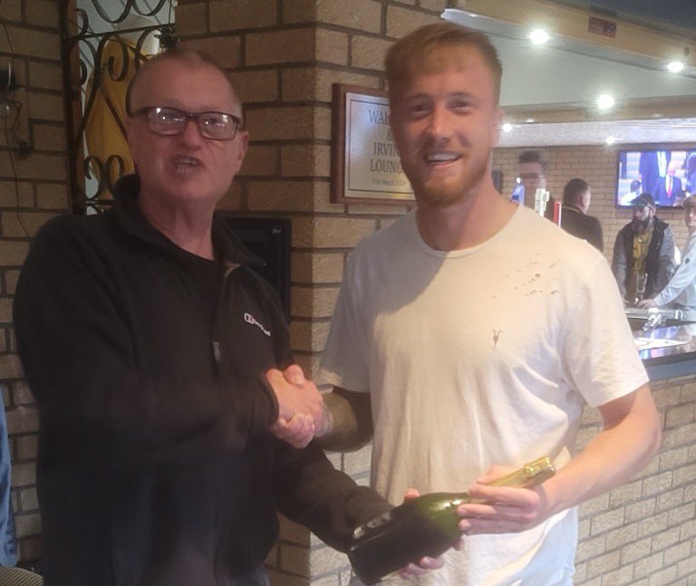 A tremendous home win today was capped off with a deserving Man of the Match for Aidan Smith🎉

Alan McJannet of sponsors Advice for Life Financial Planning presented the Belhaven sponsored Man of the Match🍾

#AAFC