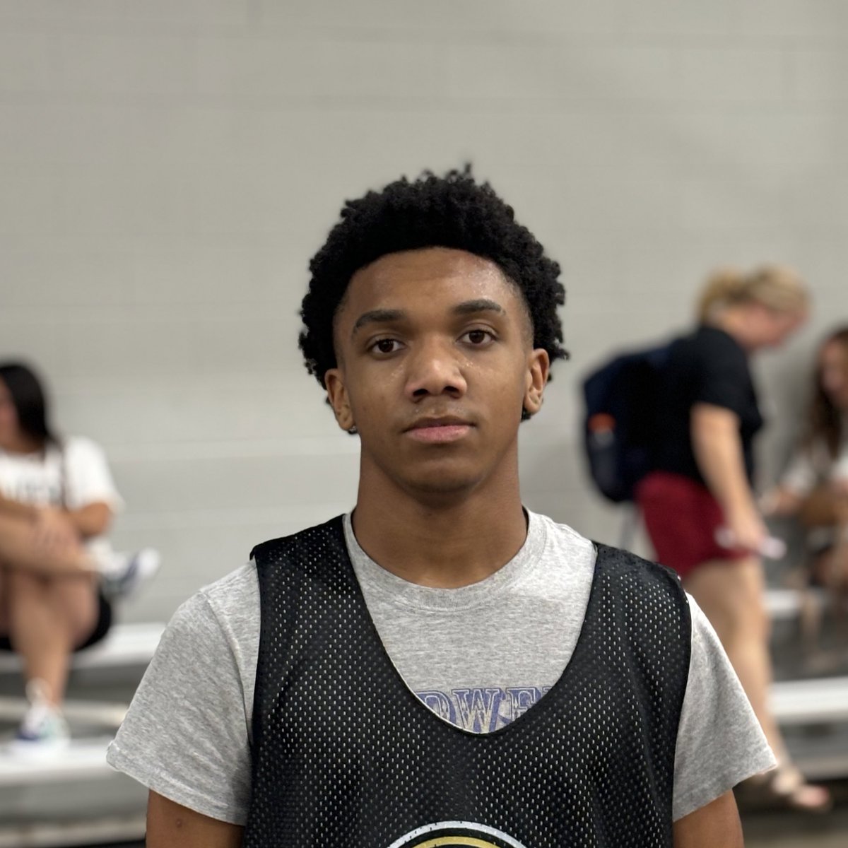 Elijuwon Hale Jr. has been carving it up in the 3v3 games. He’s a crafty litttle guard that plays much stronger than he looks. Scored several tough buckets at the rim.