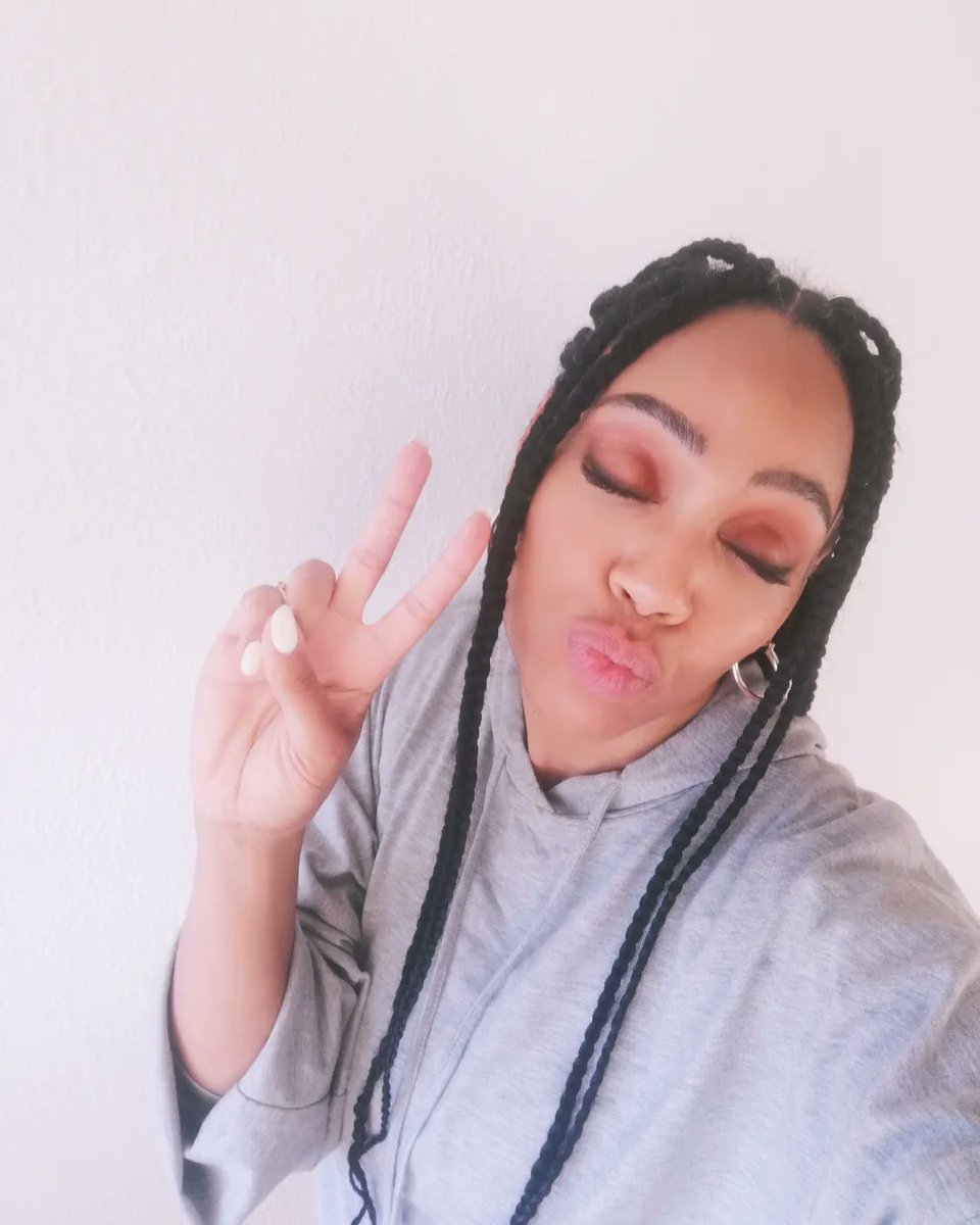 Peace &amp; Love... ✌🏽😘
.
.
.
#ActorsLife #Actress #Acting #Filmmaker #London #KylaFrye #BeingTheChangeWeWantToSee