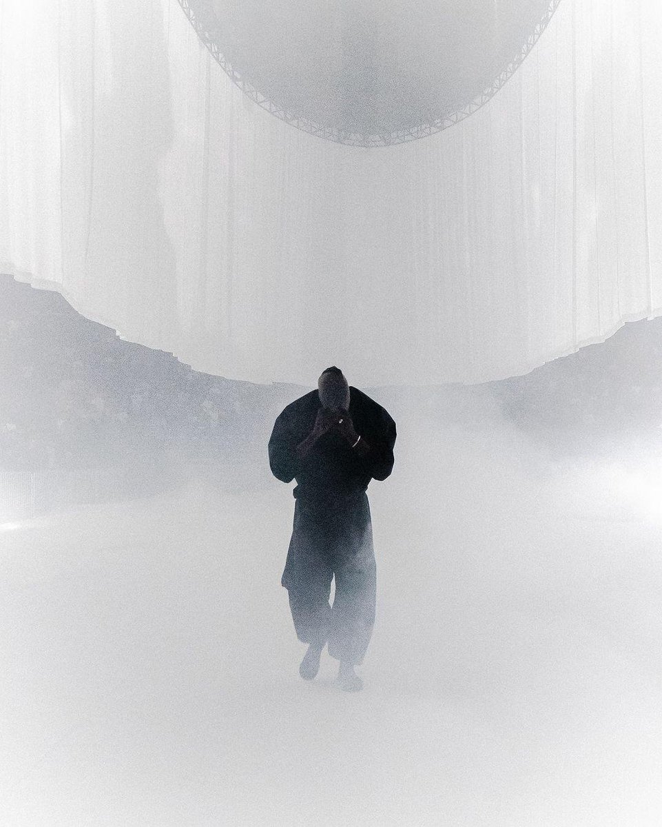 Ye Lawyer tweet media