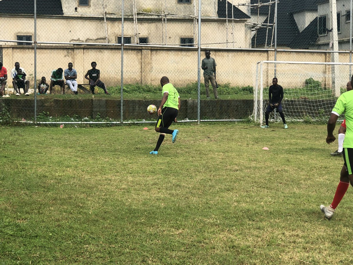FC_CGS's tweet photo. MatchDay live
CGS VS LUGBE ALL STARS
#MATCHDAY #citygateabuja https://t.co/P7UQpvXhPb