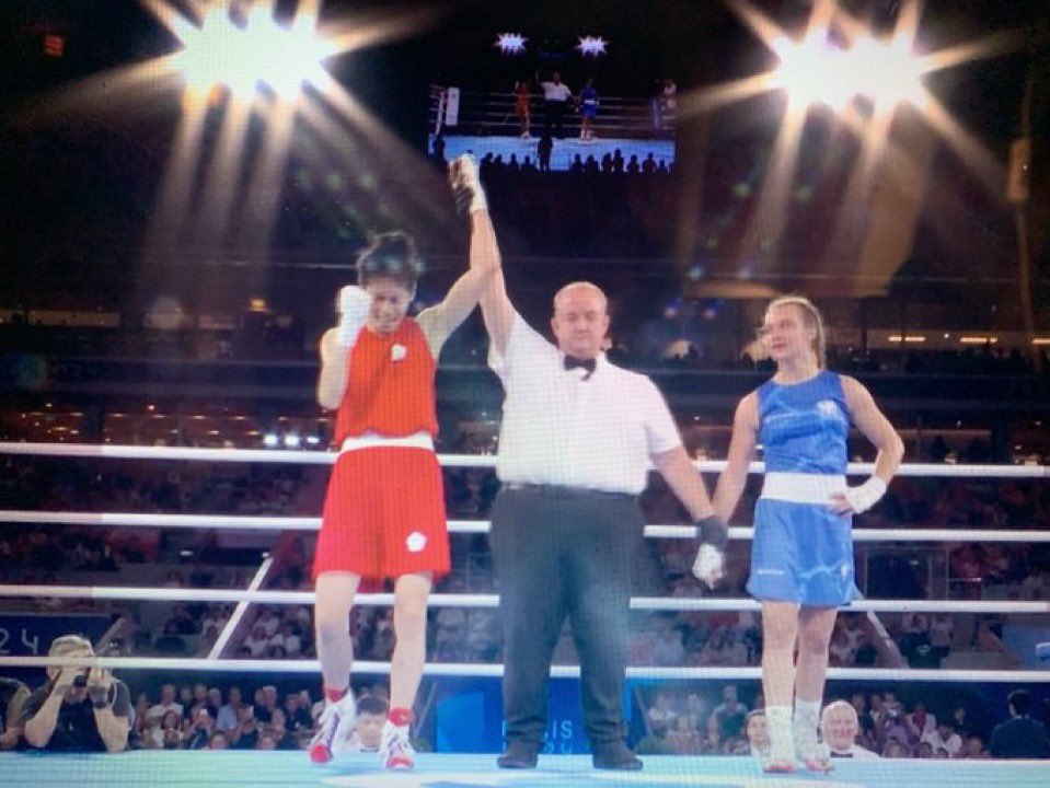 Two gold medals won by XY males in women's boxing.

It's disgraceful.

#Paris2024

😡😡😡