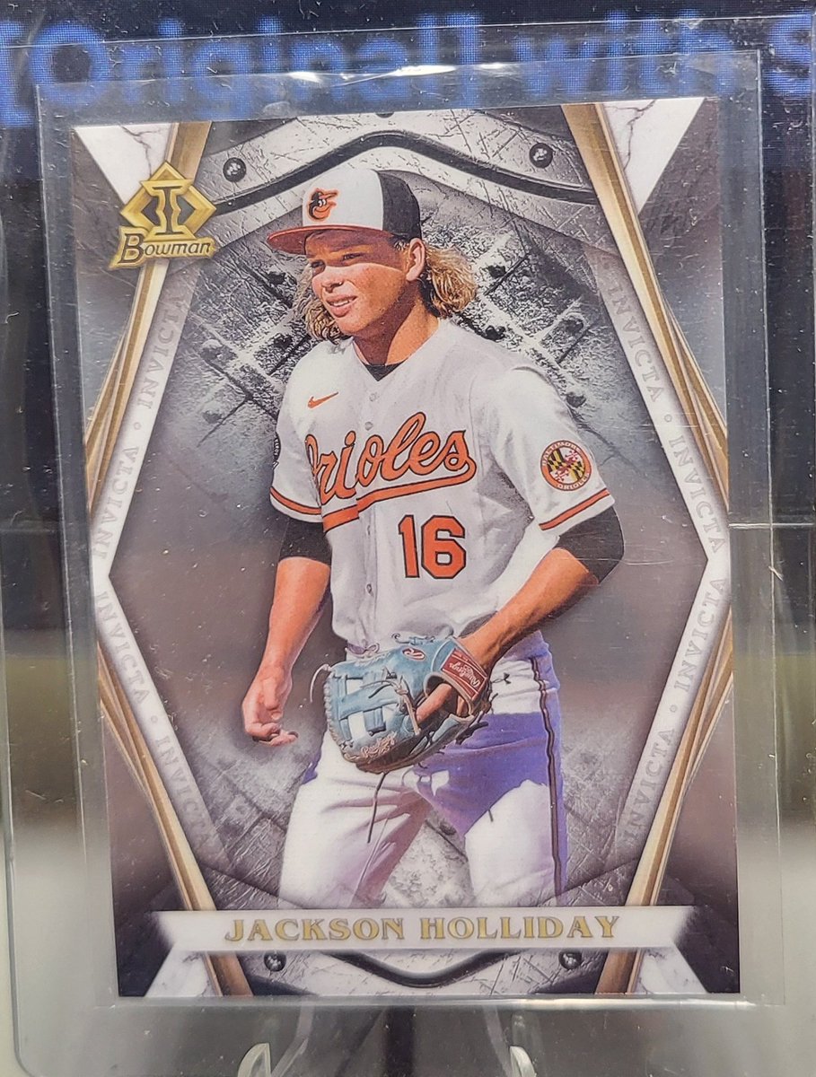 Sale tonight at 5 PM! Retweet this post for a chance to win this