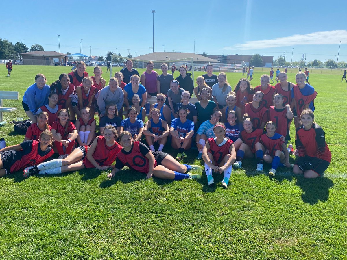GirlsStarSoccer's tweet photo. Special thanks to our alumni for coming back and playing with us! Alumni game 2024 in the books ⚽️👵🏼

@WeBoAthletics https://t.co/kPnUbNJYFN