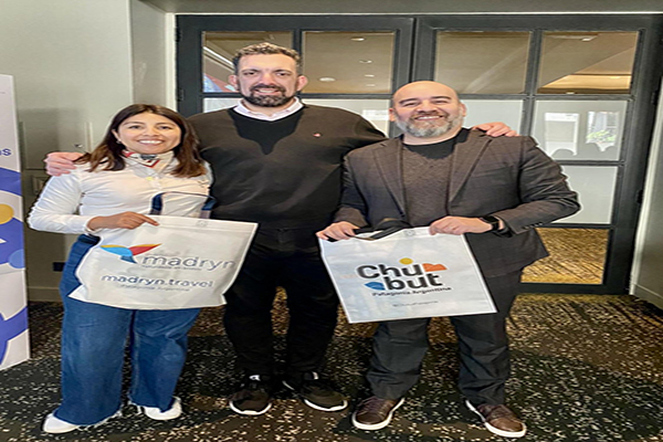 #Madryn presente en el GNETWORK360 Travel Talk: Destinos que celebran la Diversidad 
<a href="/munimadryn/">Muni Madryn</a> <a href="/cecipavia/">Ceci Pavia</a> <a href="/madryntravel/">Puerto Madryn</a> <a href="/CatChubut/">CATch Chubut</a> 
digitalchubut.com/madryn-present…
