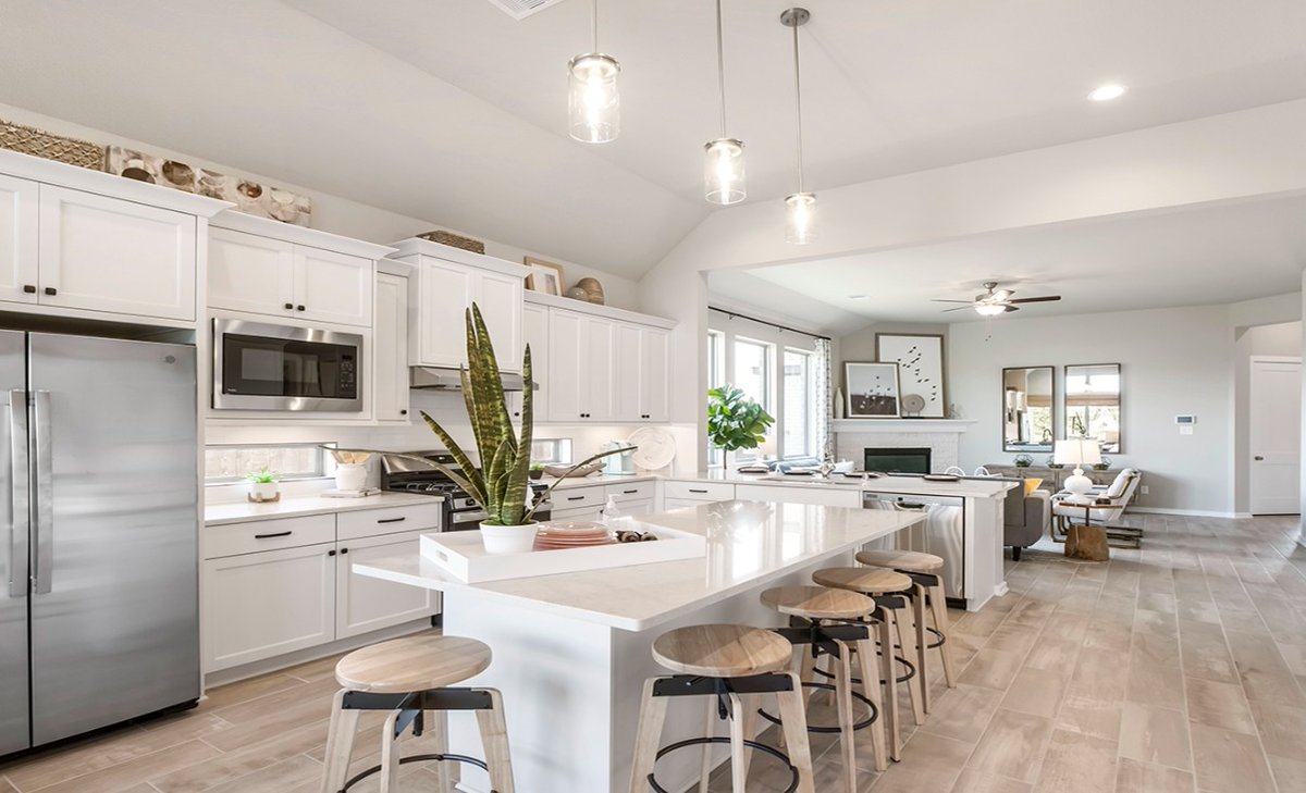 This spacious kitchen features both an island and a peninsula, providing abundant counter space and versatility for cooking and entertaining. Part of our popular Chesmar Homes 50-foot model open daily at 5314 Majestic Court!

Learn more: bit.ly/twitter-meri