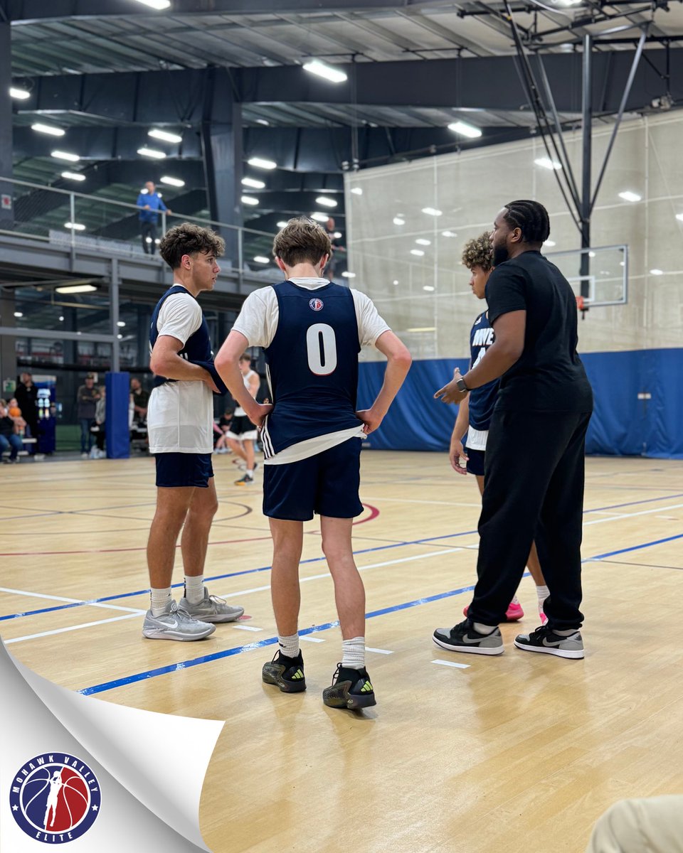 mvebasketball_'s tweet photo. ￼❤️‍🩹 📝 🔒 
•
Above is a 10 photo gallery encompassing photos from over the weekend of Coach Jones’ team and Coach @JustinMayers21 team (with a few additions). They took part in the ‘Beast of East’ tournament hosted by @CnySavage 🏀 
•
#mvebasketball #mvefamily https://t.co/hA2TNMW5cN