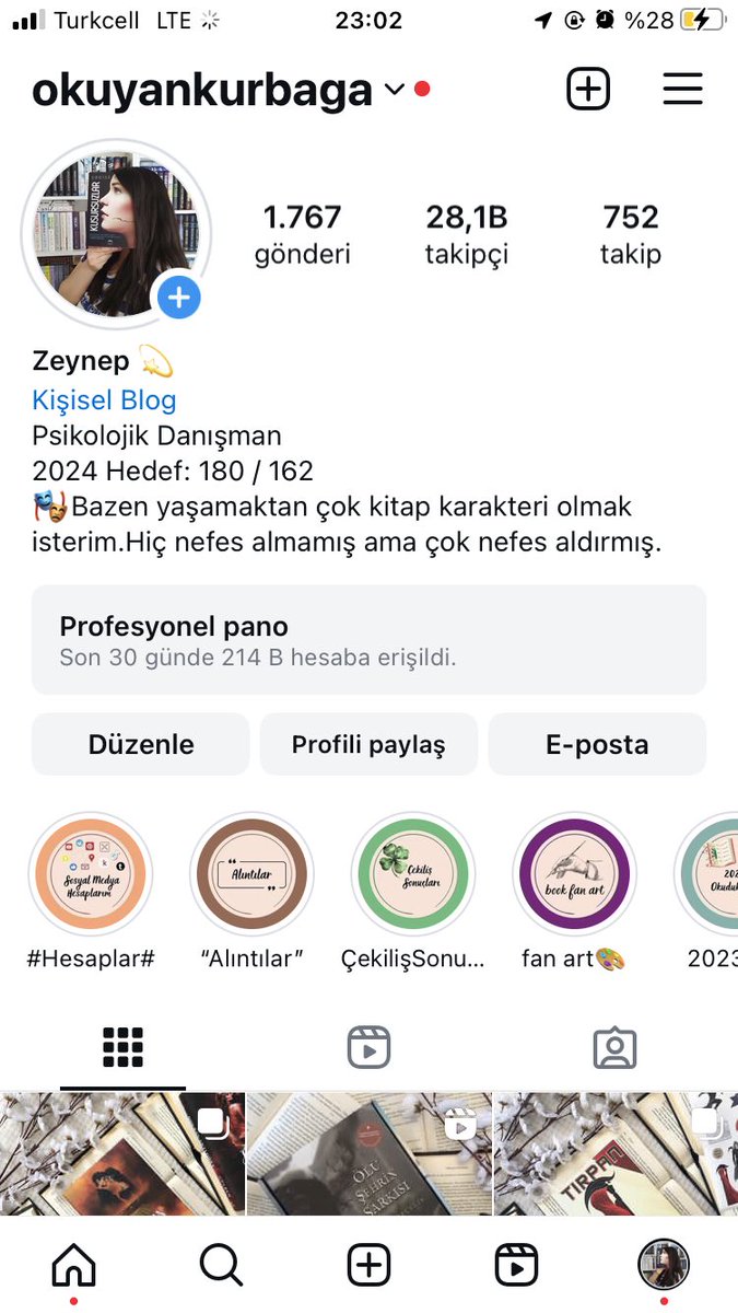 Yuvama döndüm🥹 Ama burada sa aktif olmaya devam edeceğim. Bu yaz okuyankurbaga her platformda dhdhdhd