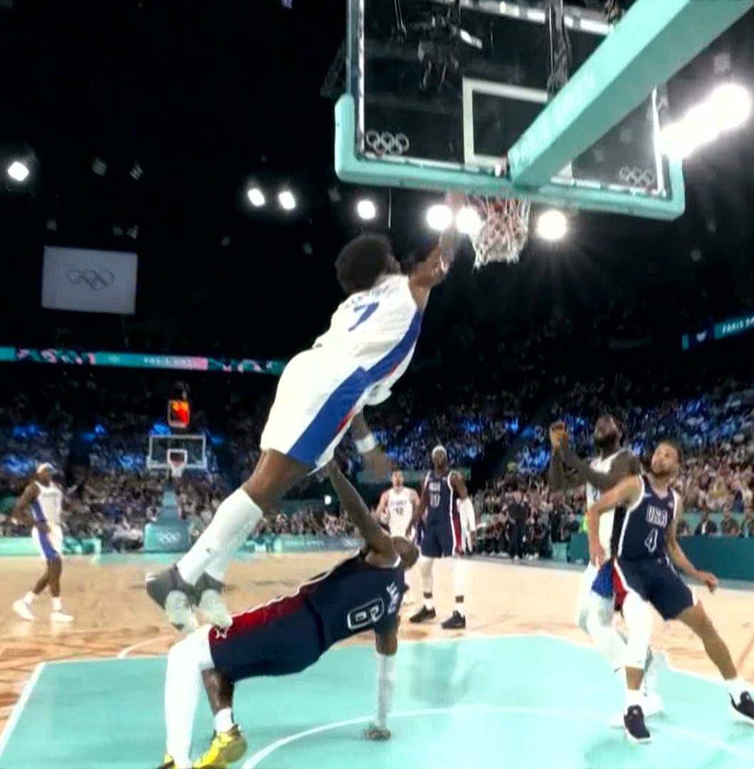 LeBron got put on a poster 😳