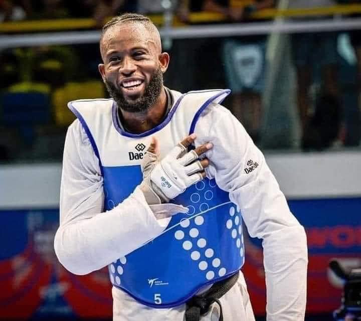 first_niger's tweet photo. 🟥La Côte d’Ivoire a sa première médaille de bronze 🥉 aux #Jeux #Olympiques grâce à #Cissé #Cheick qui termine 3eme en #Taekwondo
( catégorie +80kg). https://t.co/RMEAWNXZsj