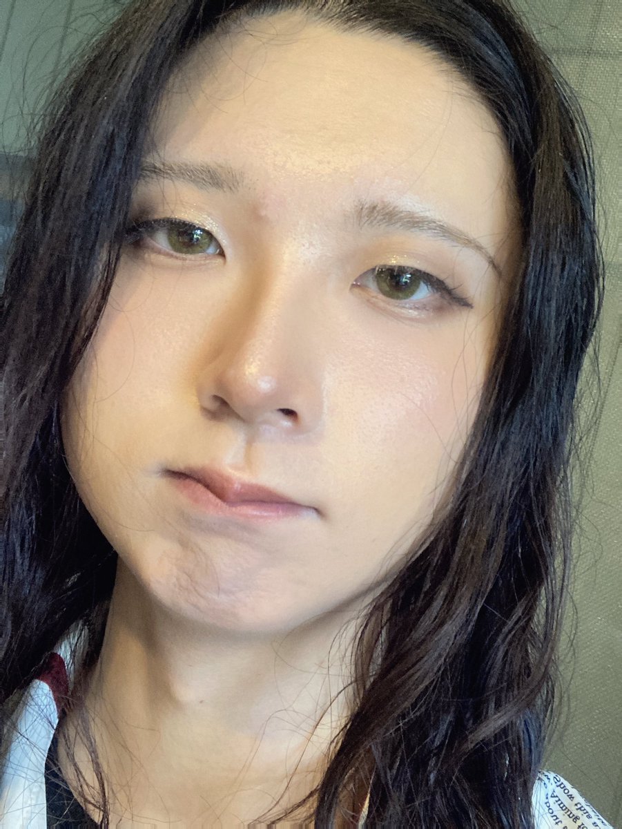 つけまいい感じだったけど爆汗で取れた