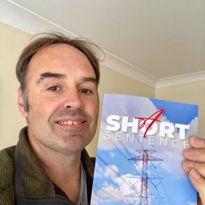 PleaseStayToday's tweet image. #NewProfilePic &amp;amp; #bookspotlight 
I’m incredibly proud of my book, treasure every review &amp;amp; love the Amazon feature that generates text from reviews &amp;amp; selects key words 👉#Readability #Honesty #HeartwarmingStory

 A Short Sentence amzn.eu/d/dtbomO4

I couldn’t wish for more🙏