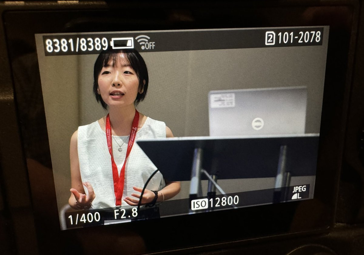 Stephanie Ziqi discussed the drastically changing media landscape in Hong Kong. She and co-researchers discussed young journalists: the aspiring idealists, the pragmatists and the socialized idealists. #AEJMC24