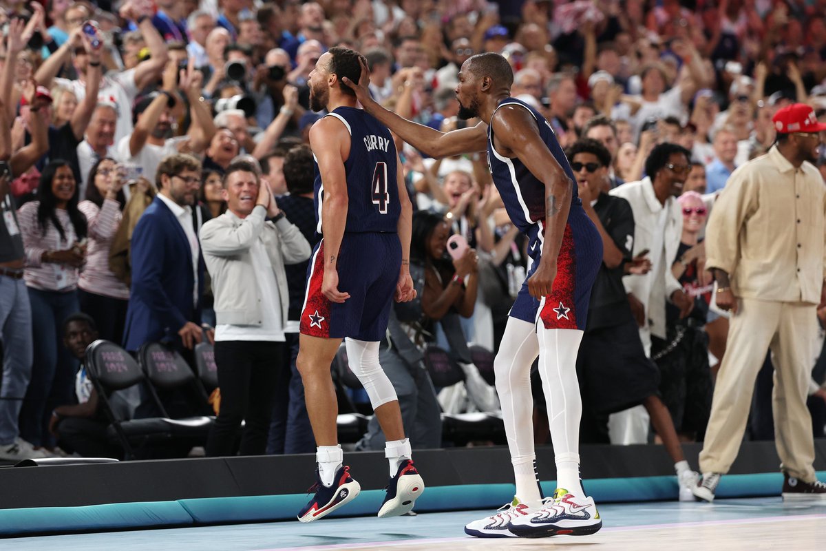 NBA's tweet photo. 2 NBA Championships together.
1 🥇 together.

@StephenCurry30 &amp; @KDTrey5 back on top! 🔥 https://t.co/f96h7j4hDJ