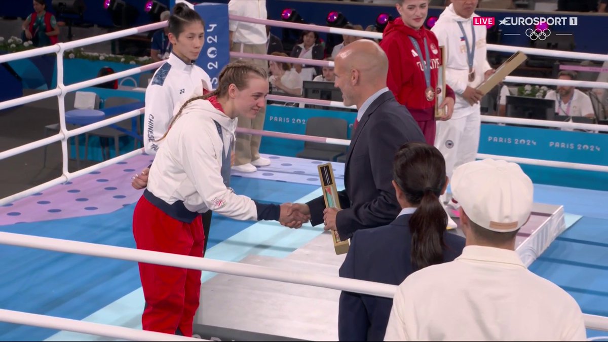 𝗠𝗲𝗻𝘁𝗮𝗹 𝗻𝗮 𝗺𝗲𝗱𝗮𝗹 🥈

#TeamPL 🇵🇱 #MaxPL

#HomeOfTheOlympics #Paris2024