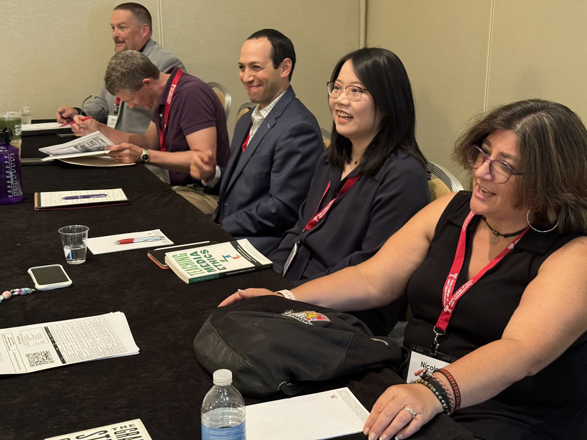 AEJMC_SJD (@aejmcs) on Twitter photo Talking about Getting Curricularly Creative with <a href="/CSGEAEJMC/">Graduate Education Commission (AEJMC)</a> here in Philly #aejmc24. Talking about Getting Curricularly Creative with <a href="/CSGEAEJMC/">Graduate Education Commission (AEJMC)</a> here in Philly #aejmc24.
