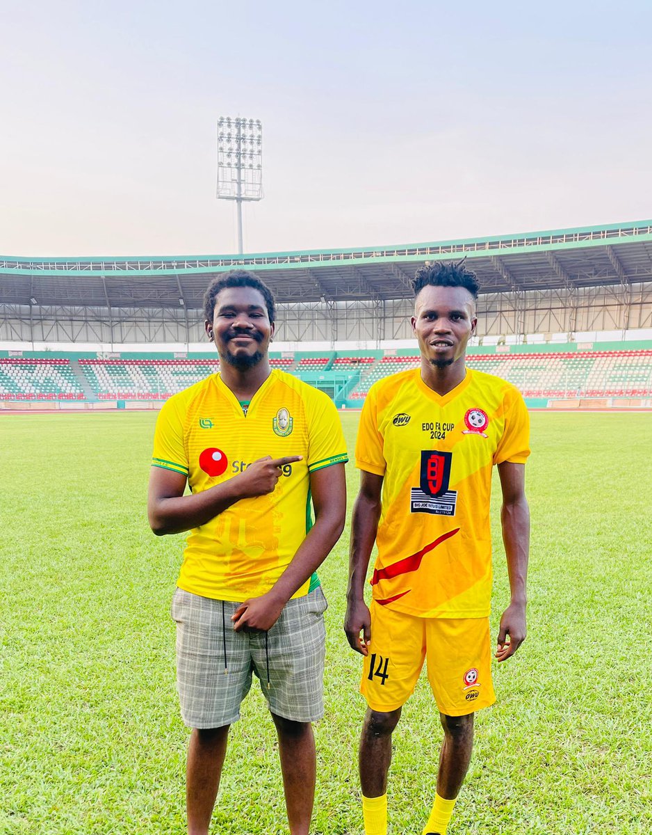 IamEdison1's tweet photo. Papa Baby!
My CB!
Daddy de de oyoyo
Daddy De de oyoyo!
Go smash it in Sweden man
The world needs to see how good you are!
#InsuredForLife
Adaaaaa bendel https://t.co/Zjv4Grrllp