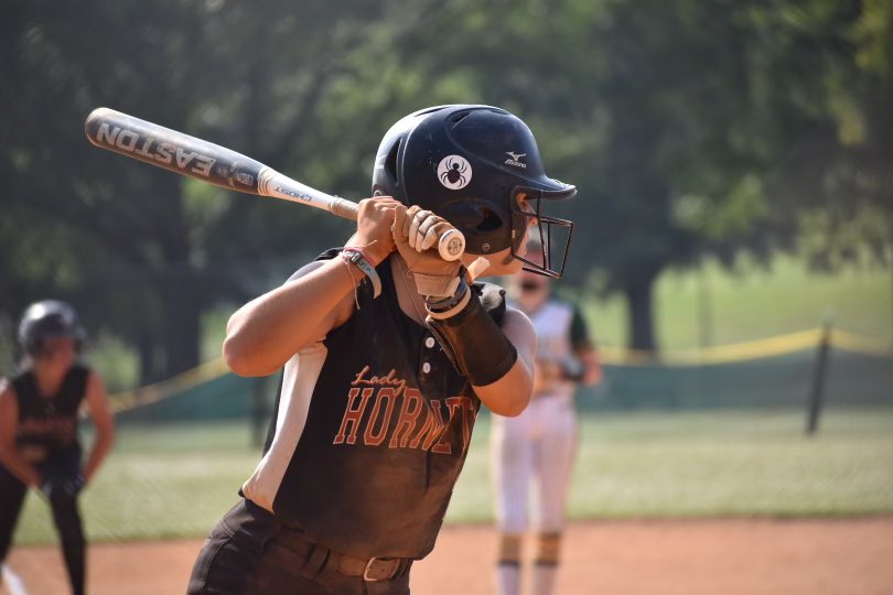 2026Hornets's tweet photo. Destiny Bryant is a true Utility, MIF/OF from Hanover HS. Great athleticism and good wheels https://t.co/zdqb5EaEfM