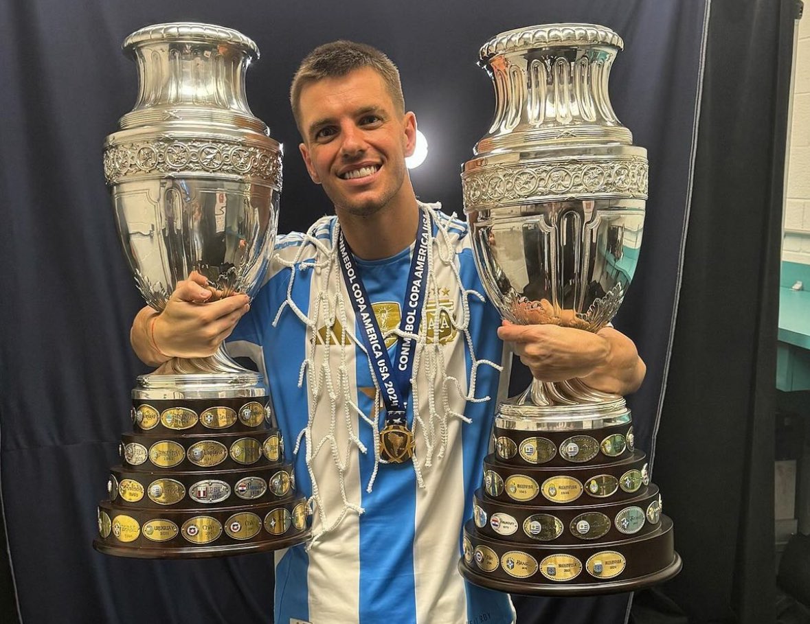 FabrizioRomano's tweet image. 🚨🇦🇷 Giovani Lo Celso was not part of Tottenham squad today as he can still leave in the final 20 days.

Real Betis and Aston Villa are interested and still keen with more clubs monitoring the situation.