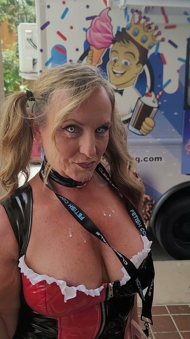 Last chance to get delicious ice cream, courtesy of C4S🍦  @fetishcon https://t.co/MLGuLgl3ID