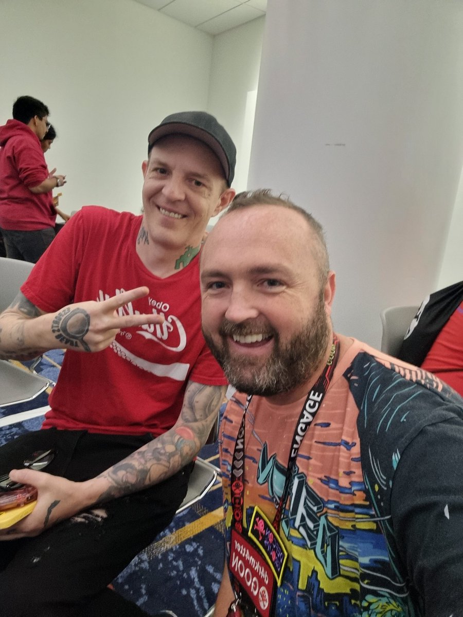 Just met the legend <a href="/deadmau5/">Goat lord</a>!!! So awesome to talk hack tools with you!!