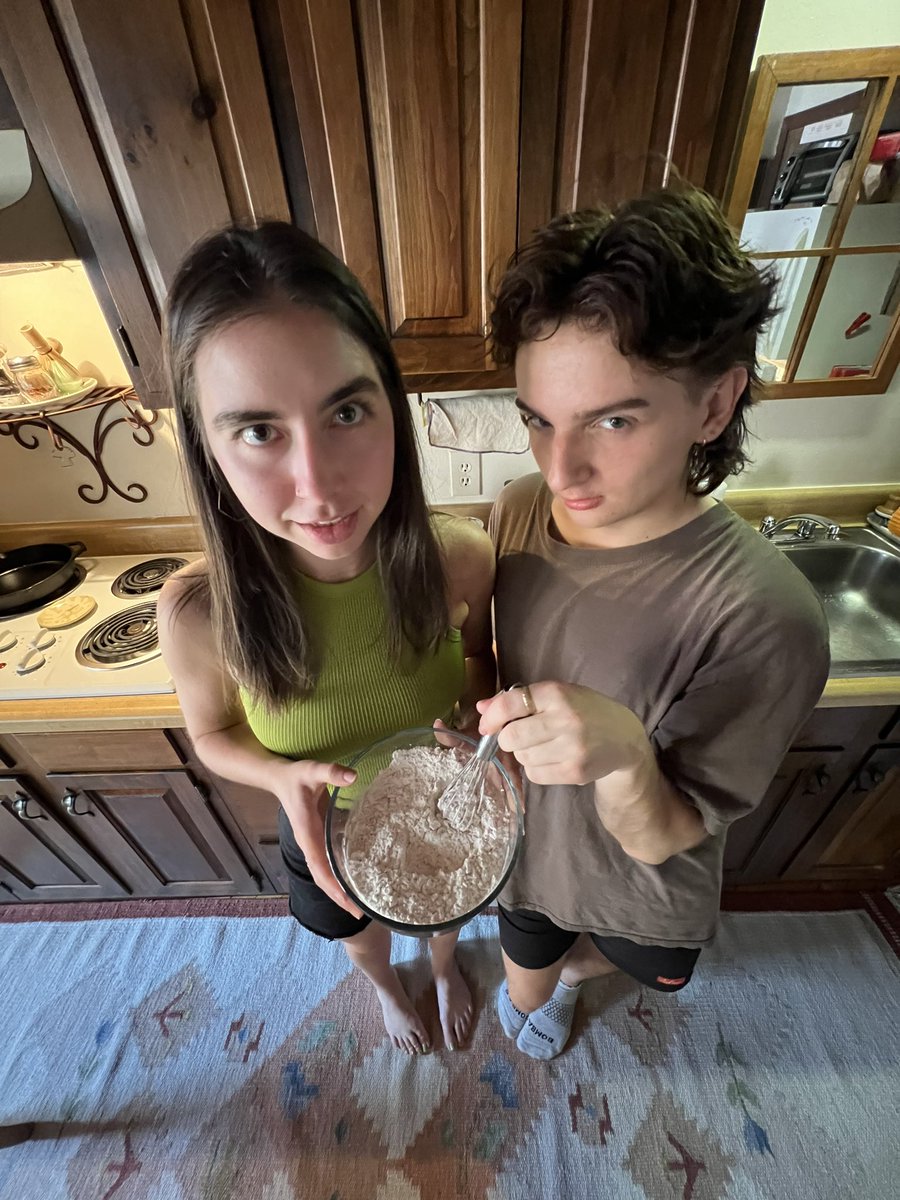 LIVE NOW MAKING STUFF FROM THE STARDEW COOKBOOK WITH THESE TWO GREMLINS IDK u know where the link is