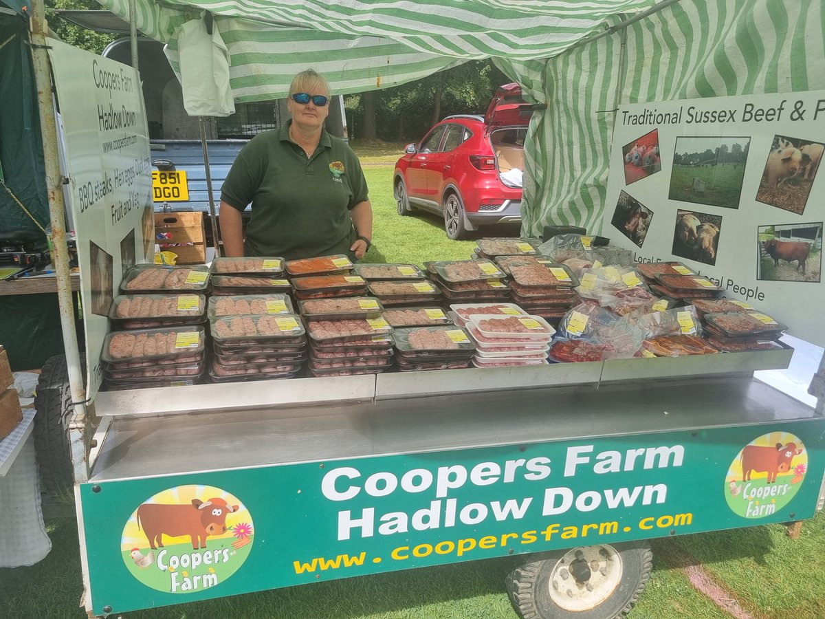CllrMichaellunn's tweet photo. So good to see local farmers and producers supporting local events such as @UckfieldTC @UckfieldChamber #WealdOntheField #FromFarmtoFork with @NFUSouthEast @NFUtweets https://t.co/RbgdFZcyRk