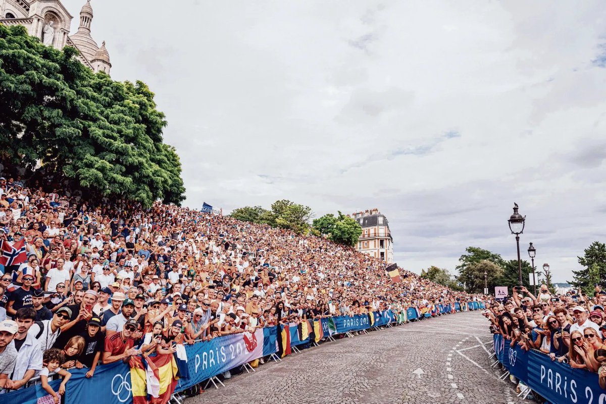 ManuMerceron's tweet photo. Malgré l'énorme bashing des mois précédents, ces JO de #Paris2024 ont été fantastiques. Un air de France 98 dans les rues, des enflammades inoubliables, une belle orga, des cadres époustouflants. On aura parfaitement profité de ces derniers JO d'été dans notre fuseau horaire avant très longtemps !