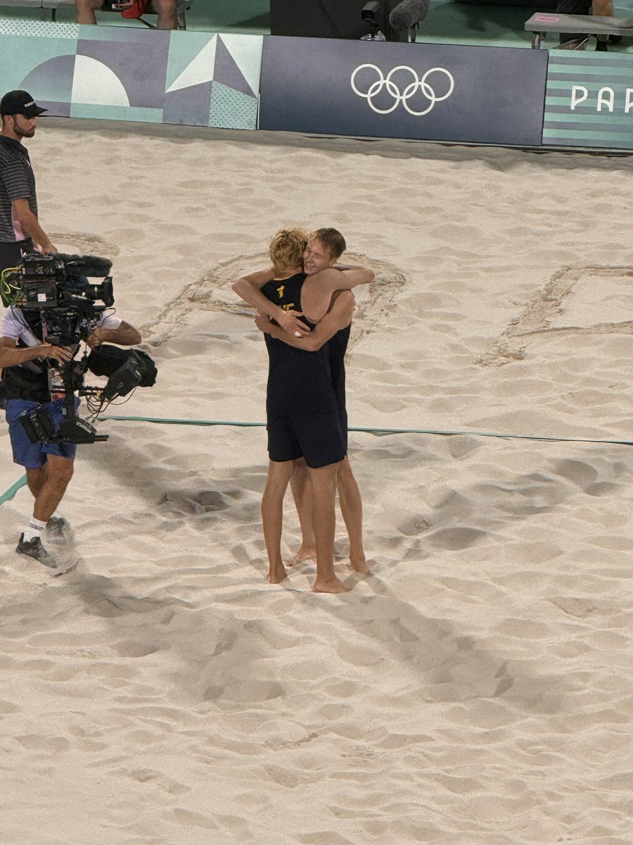 GOLDEN BOYS OF <a href="/paris2024/">Paris 2024</a>!

At only 22 years of age, David Ahman &amp; Jonatan Hellvig of Sweden 🇸🇪 are the 2024 Olympic champions 🤯! 

🥇 #Paris2024 #BeachVolleyball